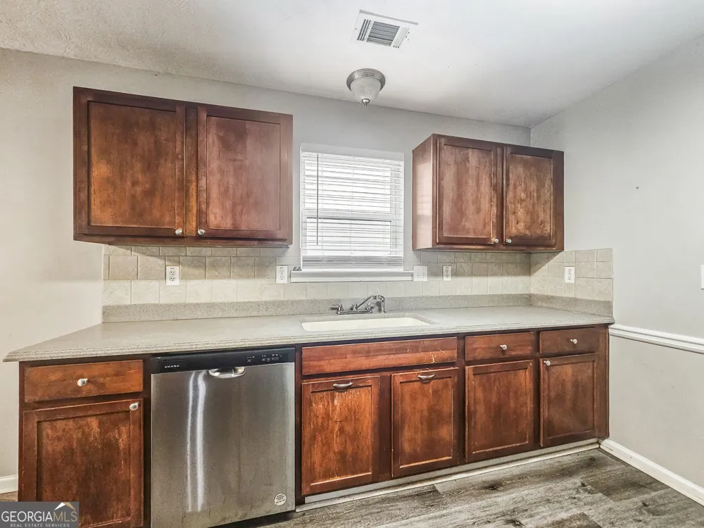4723 Beau Point CT Snellville, GA 30039