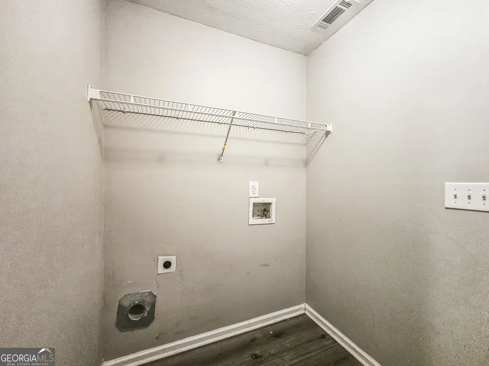 4723 Beau Point CT Snellville, GA 30039