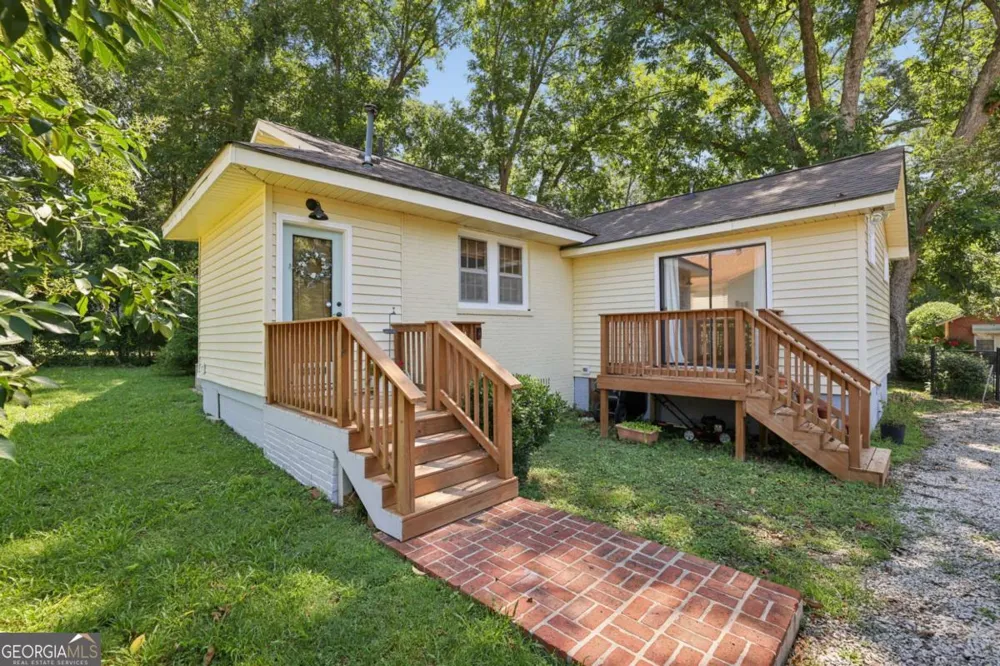 200 S Jackson ST Hartwell, GA 30643
