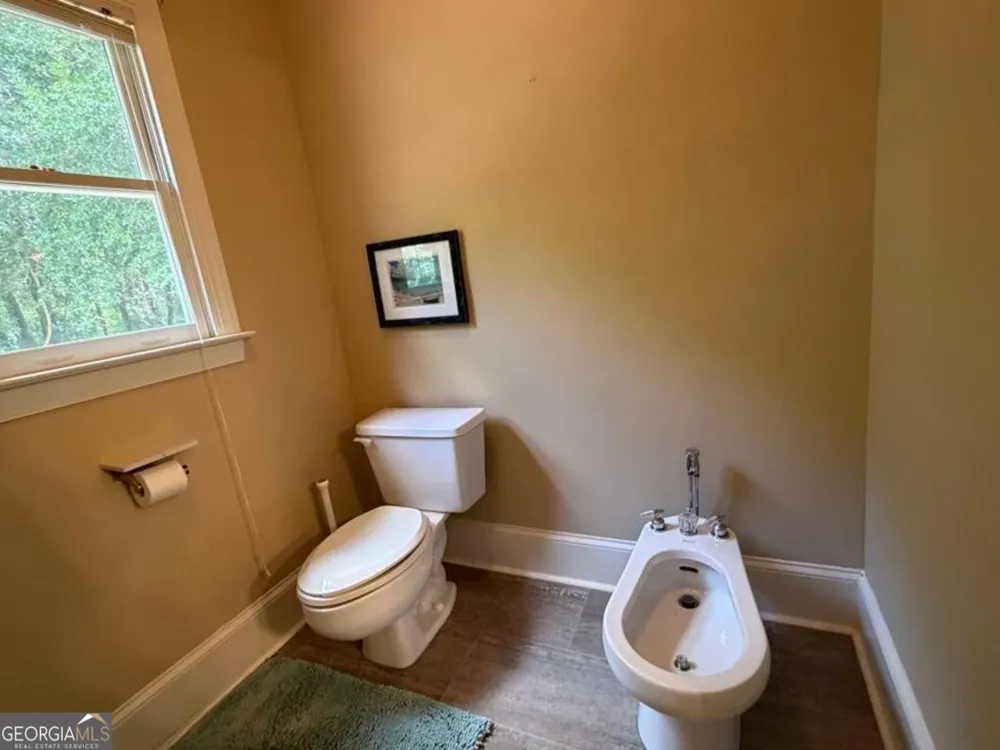 110 Holly DR Warner Robins, GA 31088