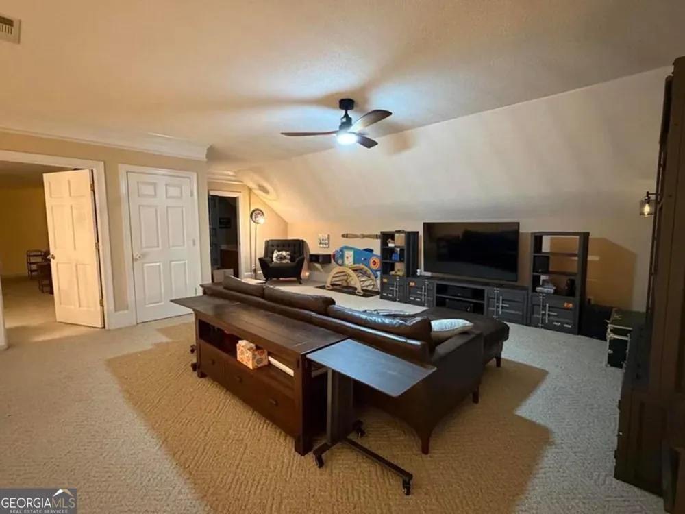 110 Holly DR Warner Robins, GA 31088