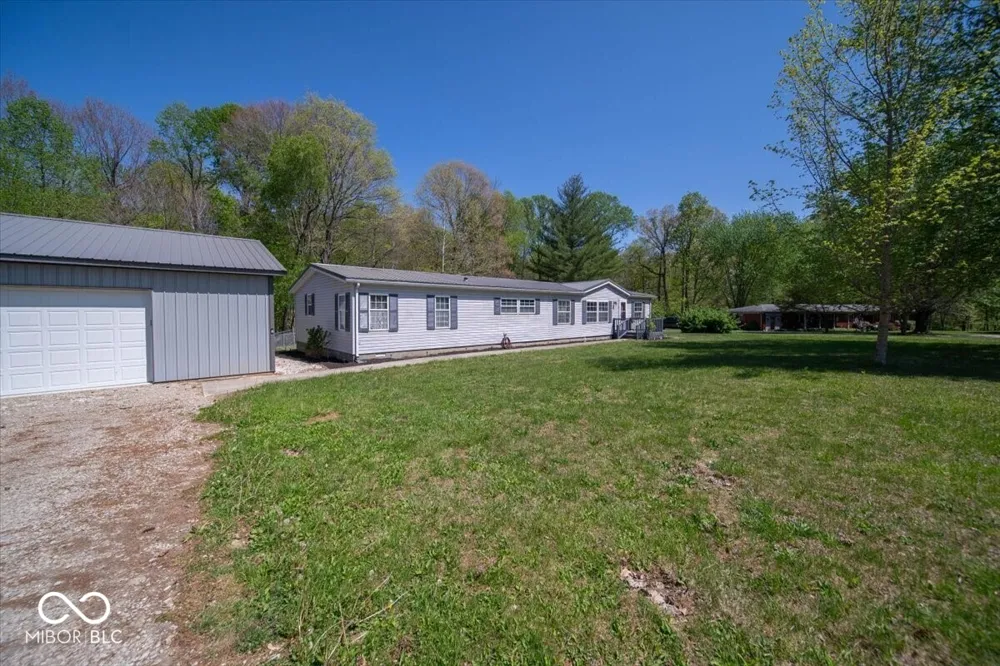8550 State Highway 7 Elizabethtown, IN 47232
