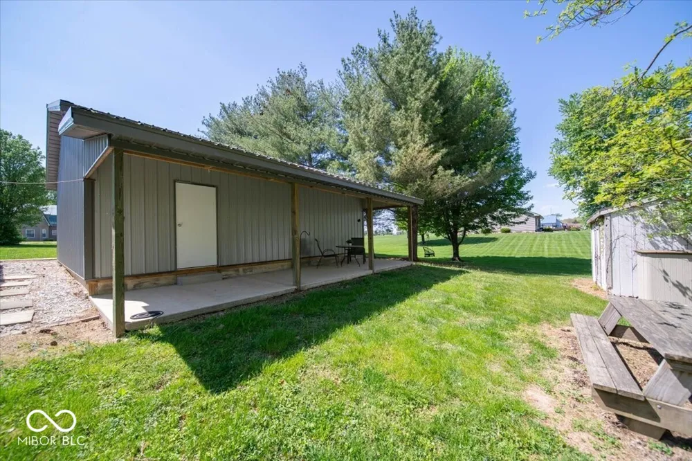 8550 State Highway 7 Elizabethtown, IN 47232