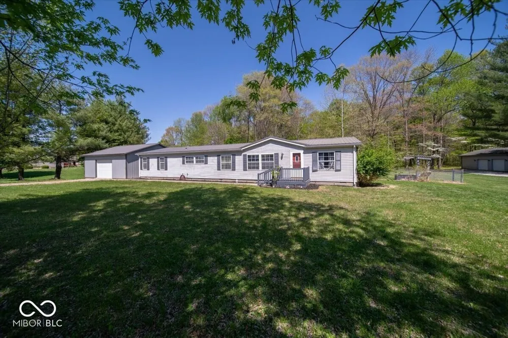 8550 State Highway 7 Elizabethtown, IN 47232