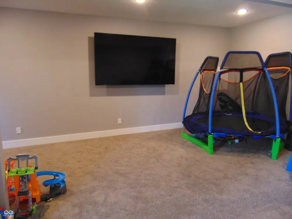 860 Abigail Lane Ellettsville, IN 47429