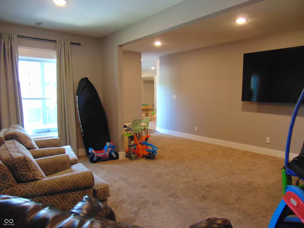 860 Abigail Lane Ellettsville, IN 47429