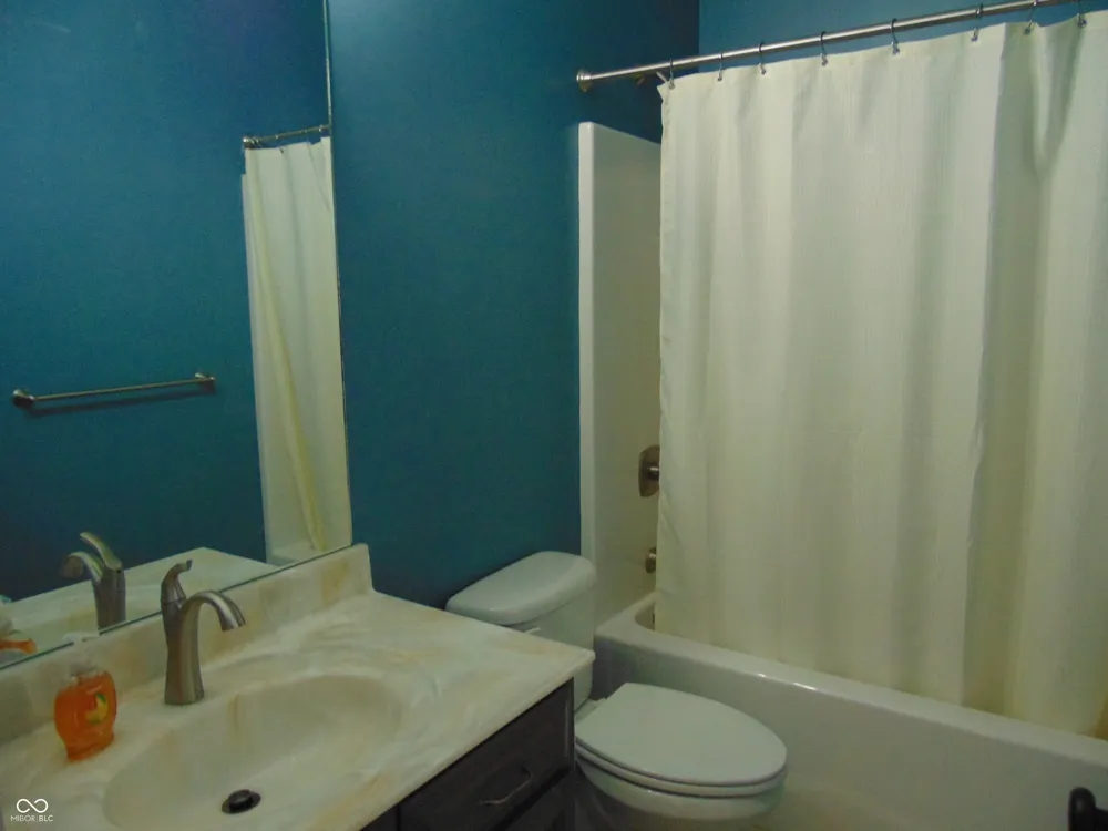 860 Abigail Lane Ellettsville, IN 47429