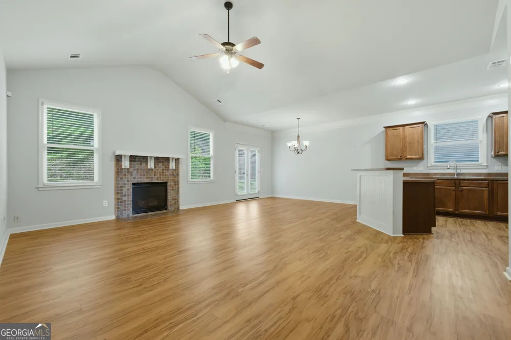 147 Mount Moriah RD Ball Ground, GA 30107