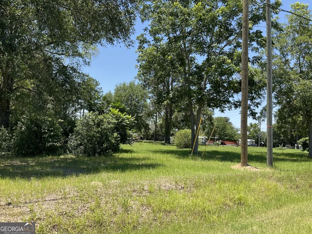 712 Sumner RD Moultrie, GA 31768