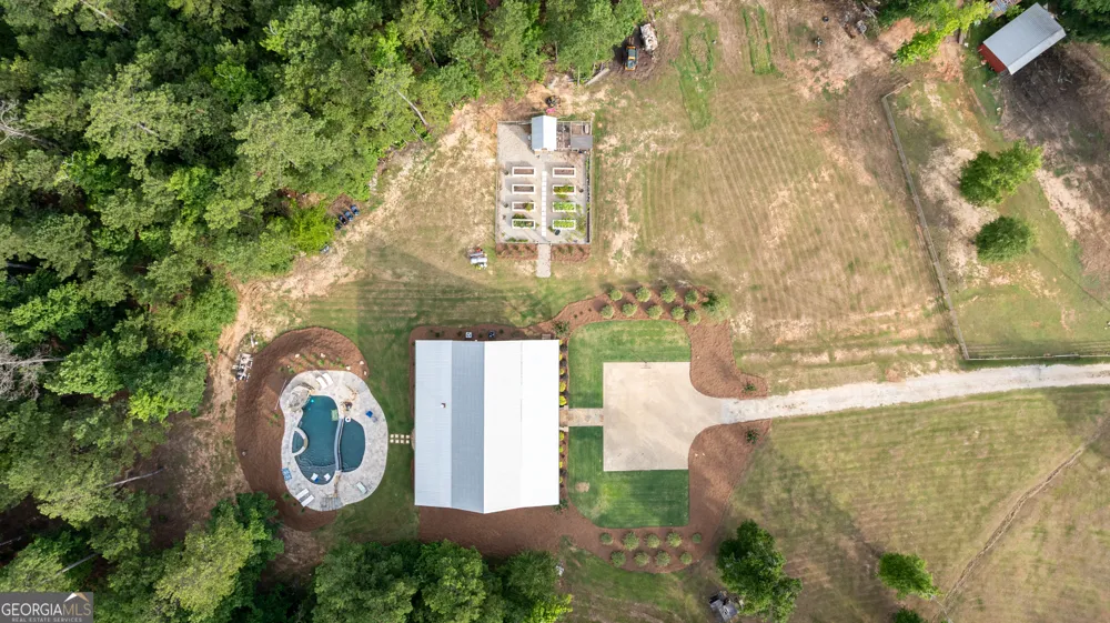 325 Scuffleboro RD Eatonton, GA 31024