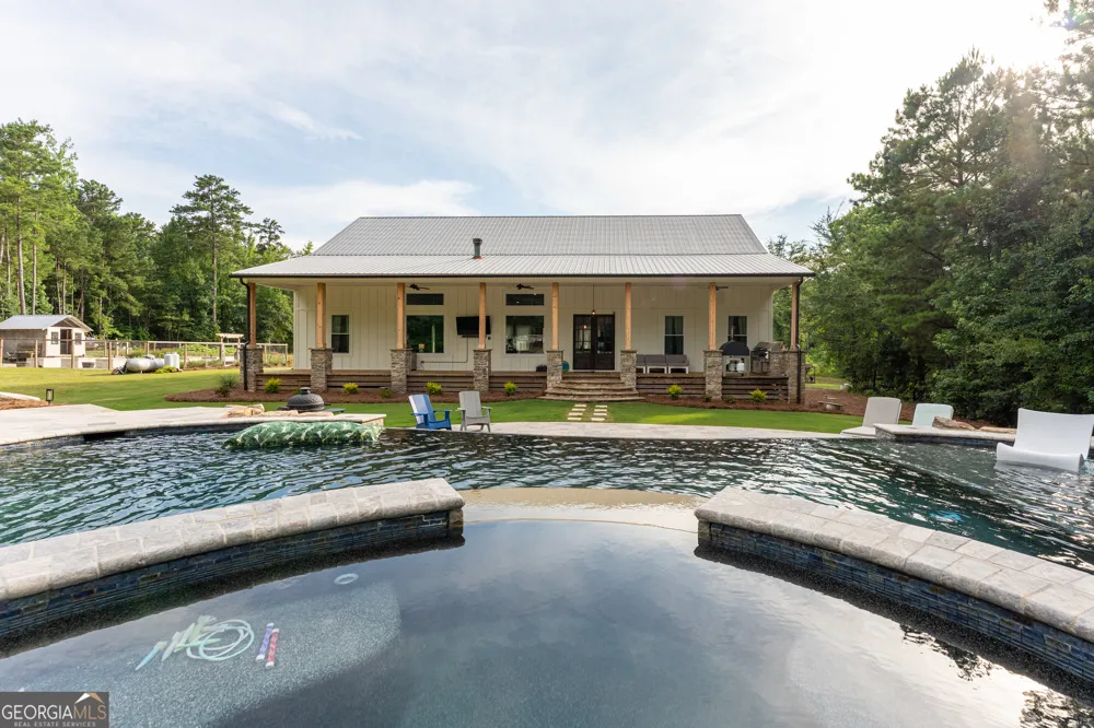 325 Scuffleboro RD Eatonton, GA 31024