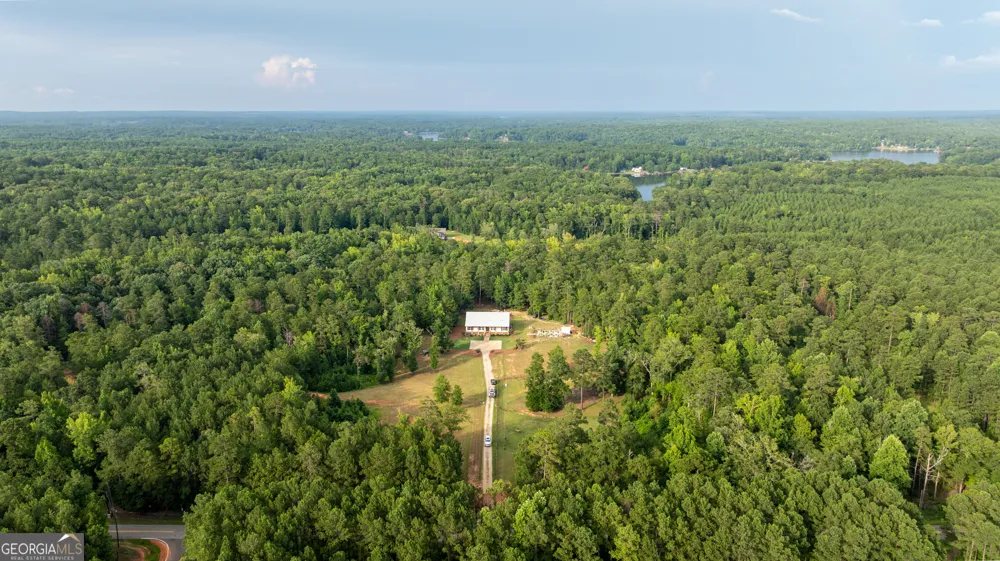 325 Scuffleboro RD Eatonton, GA 31024
