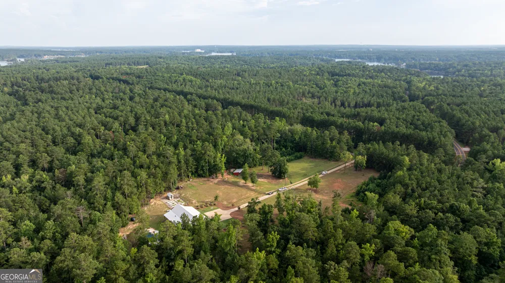 325 Scuffleboro RD Eatonton, GA 31024