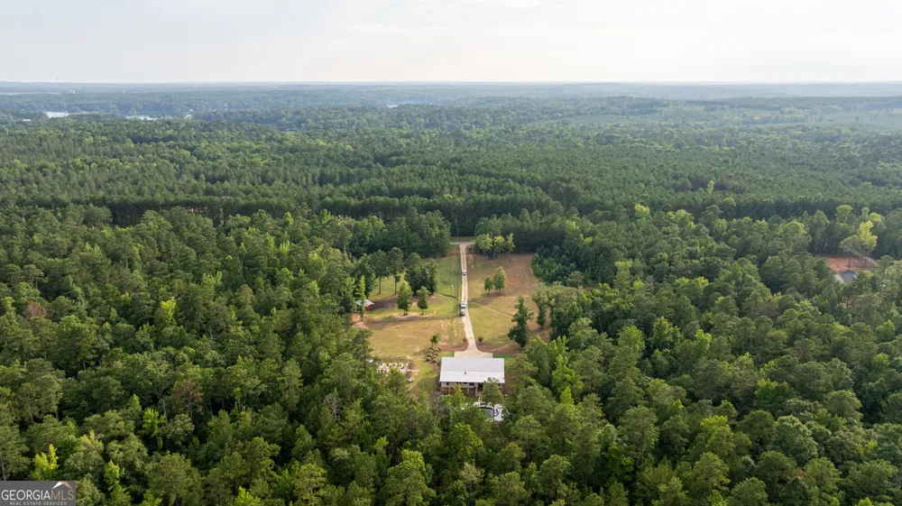 325 Scuffleboro RD Eatonton, GA 31024