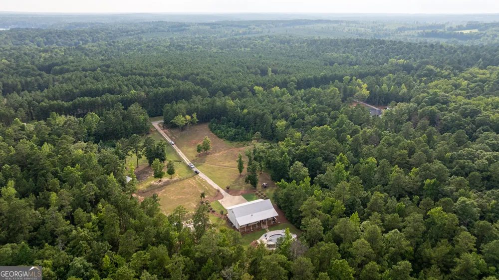 325 Scuffleboro RD Eatonton, GA 31024