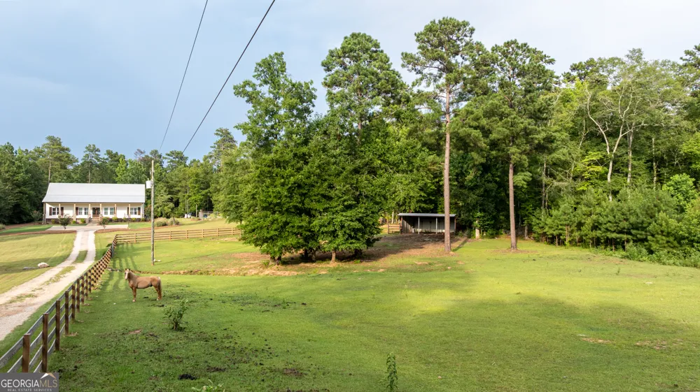 325 Scuffleboro RD Eatonton, GA 31024