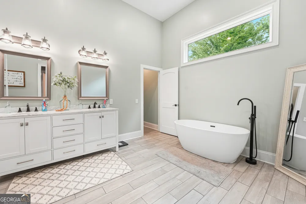 325 Scuffleboro RD Eatonton, GA 31024