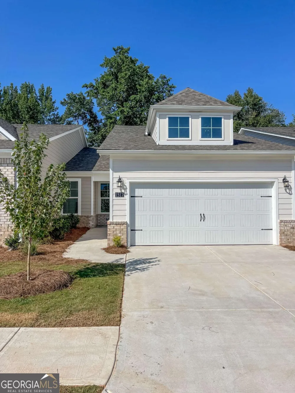 1724 Tolstoy LN Stockbridge, GA 30281