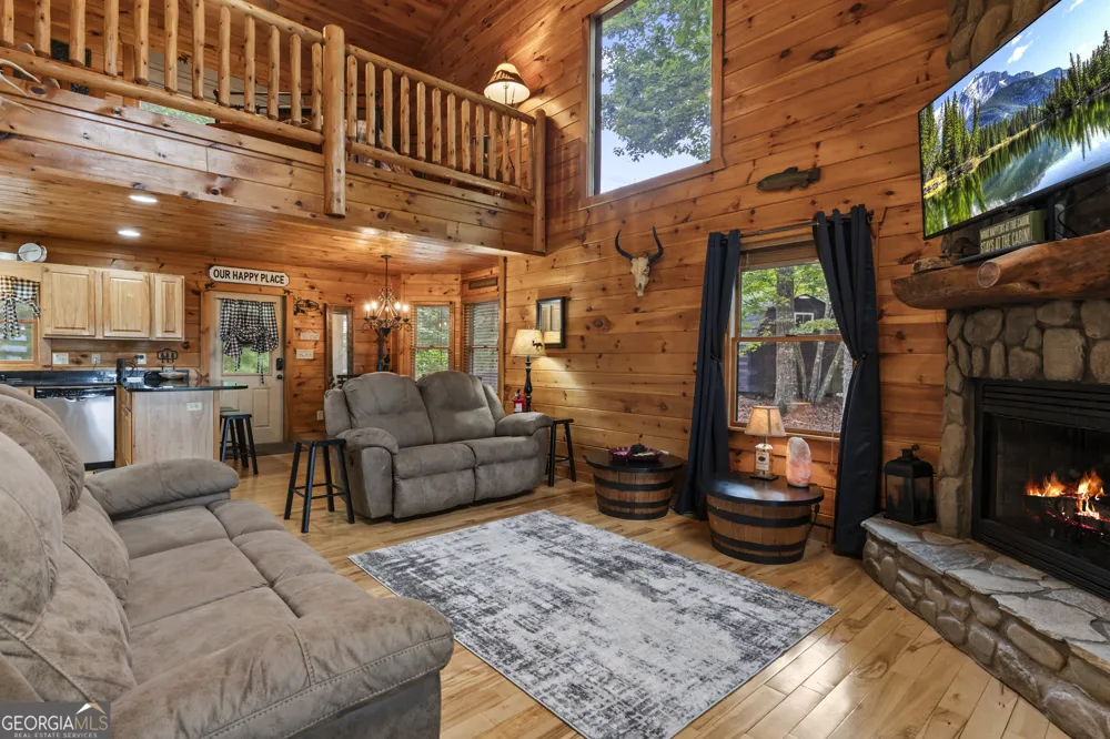 353 Robinson Thomas RD Morganton, GA 30560