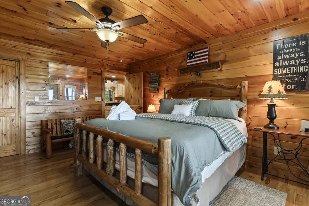 353 Robinson Thomas RD Morganton, GA 30560