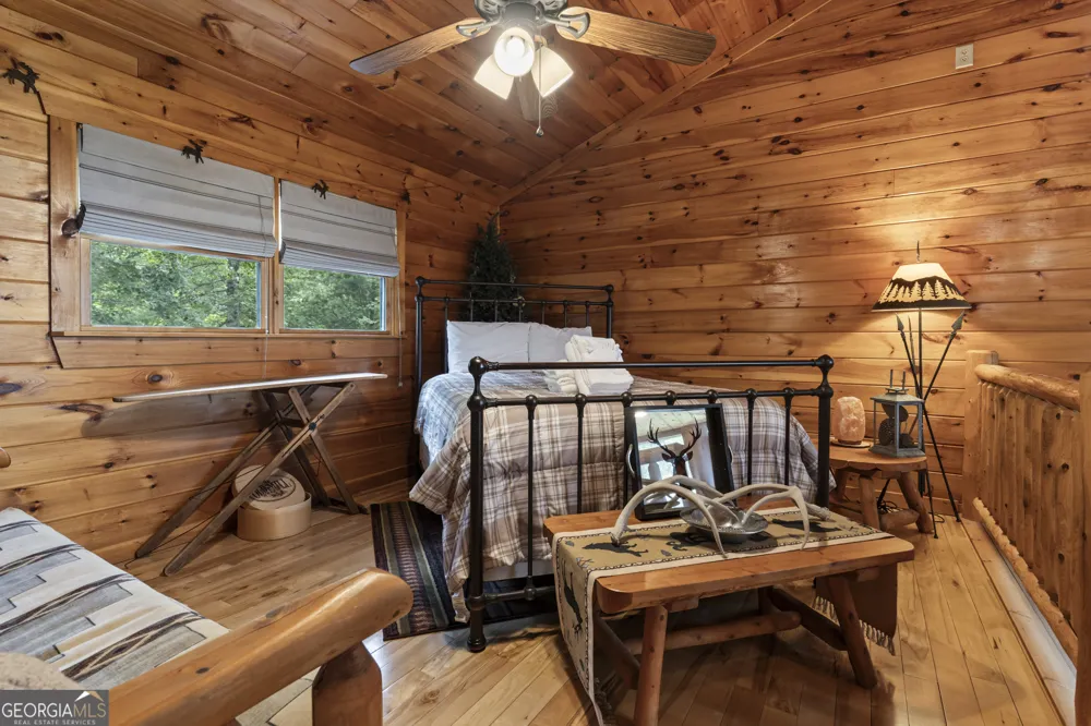 353 Robinson Thomas RD Morganton, GA 30560