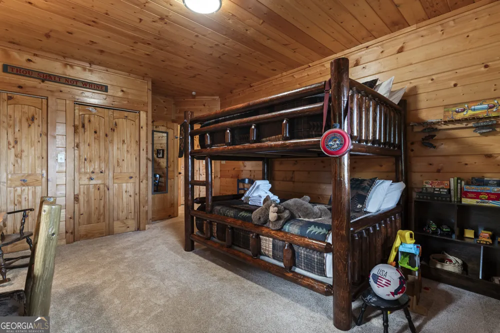 353 Robinson Thomas RD Morganton, GA 30560