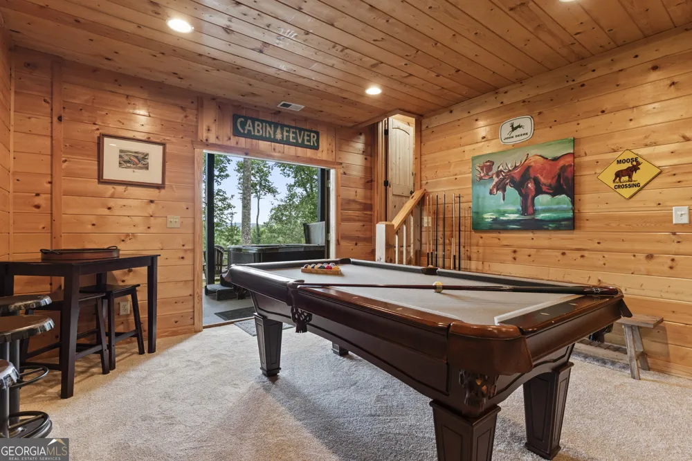 353 Robinson Thomas RD Morganton, GA 30560