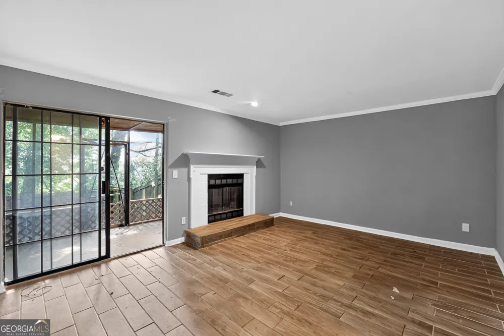 867 Heritage Oaks DR Stone Mountain, GA 30088