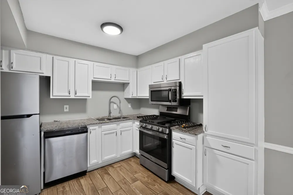 867 Heritage Oaks DR Stone Mountain, GA 30088