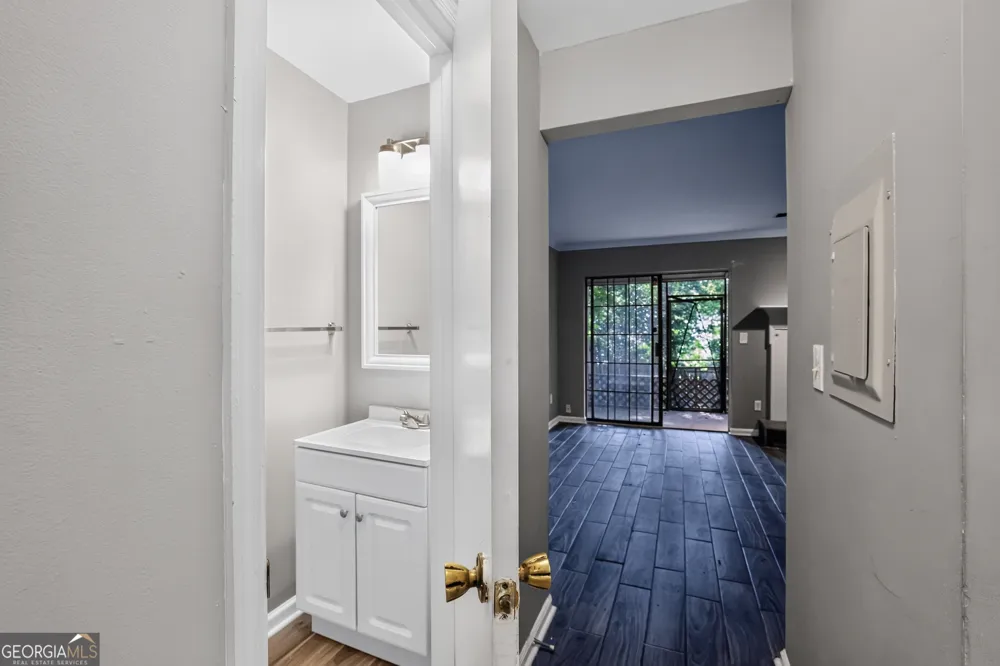 867 Heritage Oaks DR Stone Mountain, GA 30088