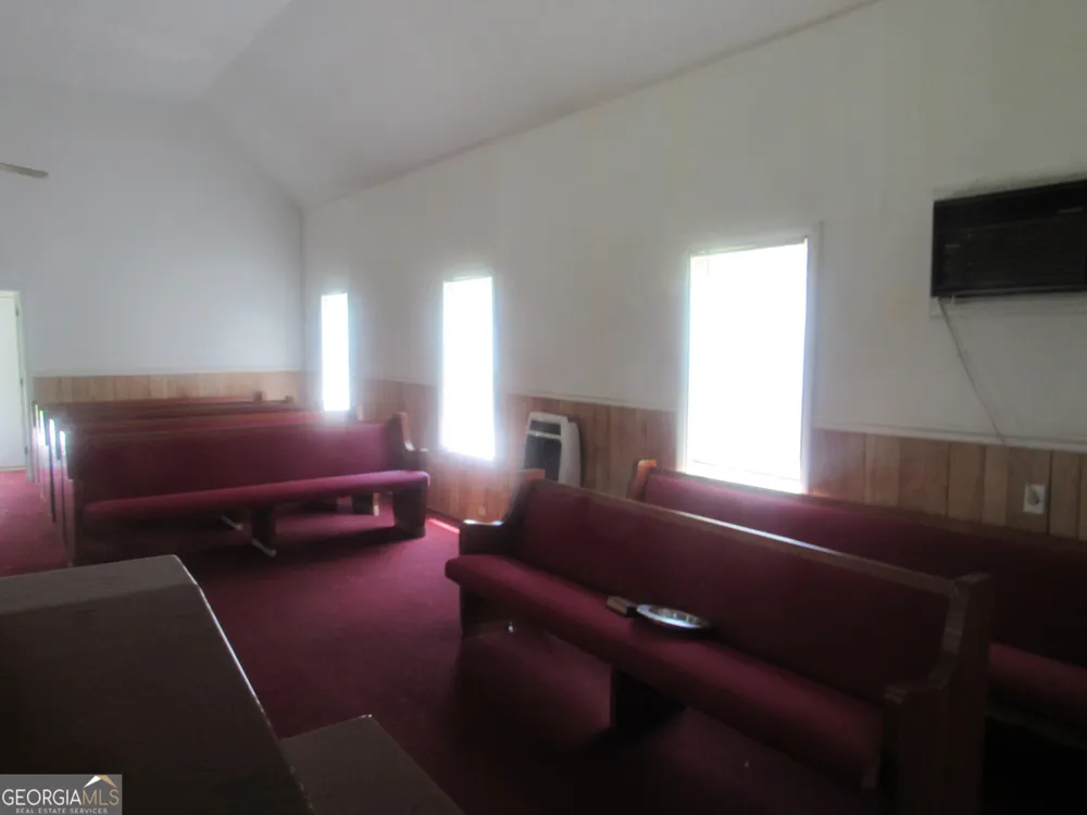 53 Duhart ST Eastman, GA 31023