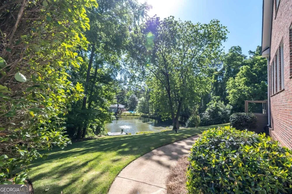 306 Cascade RD Columbus, GA 31904