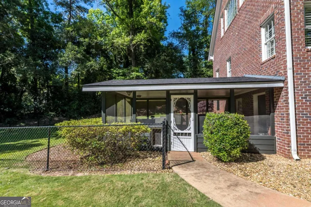 306 Cascade RD Columbus, GA 31904