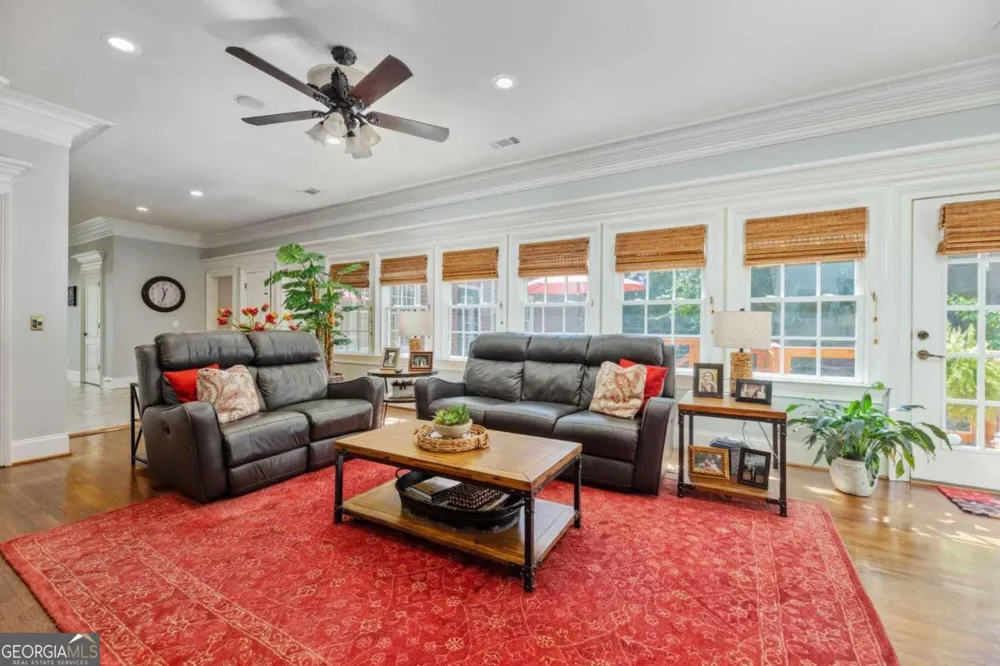 306 Cascade RD Columbus, GA 31904