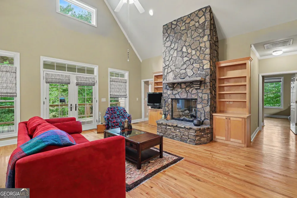 54 Esco Circle Rabun Gap, GA 30568