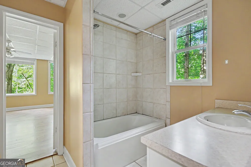 54 Esco Circle Rabun Gap, GA 30568