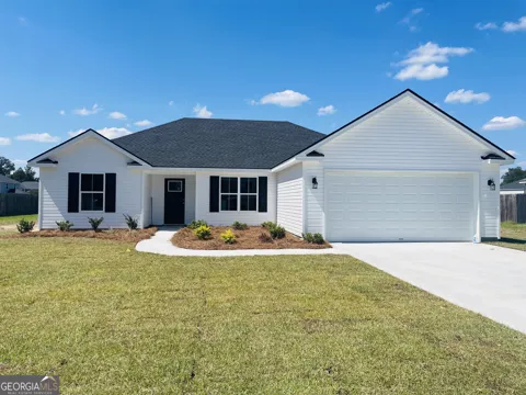 57 NW Riverside DR