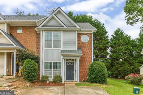 35 Pearl Chambers DR