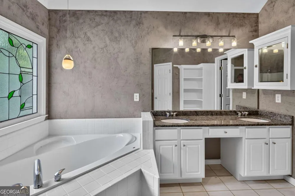 6010 Georgetown Park DR Norcross, GA 30071