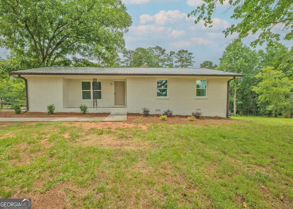 329 Church ST Pendergrass, GA 30567