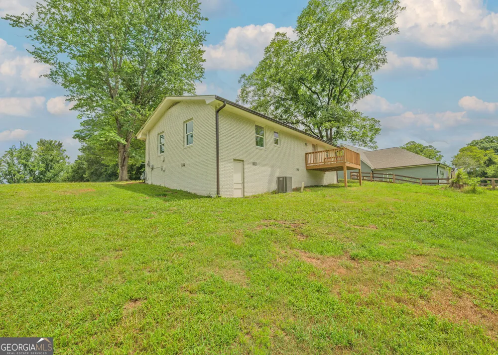 329 Church ST Pendergrass, GA 30567