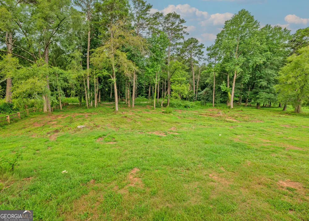 329 Church ST Pendergrass, GA 30567