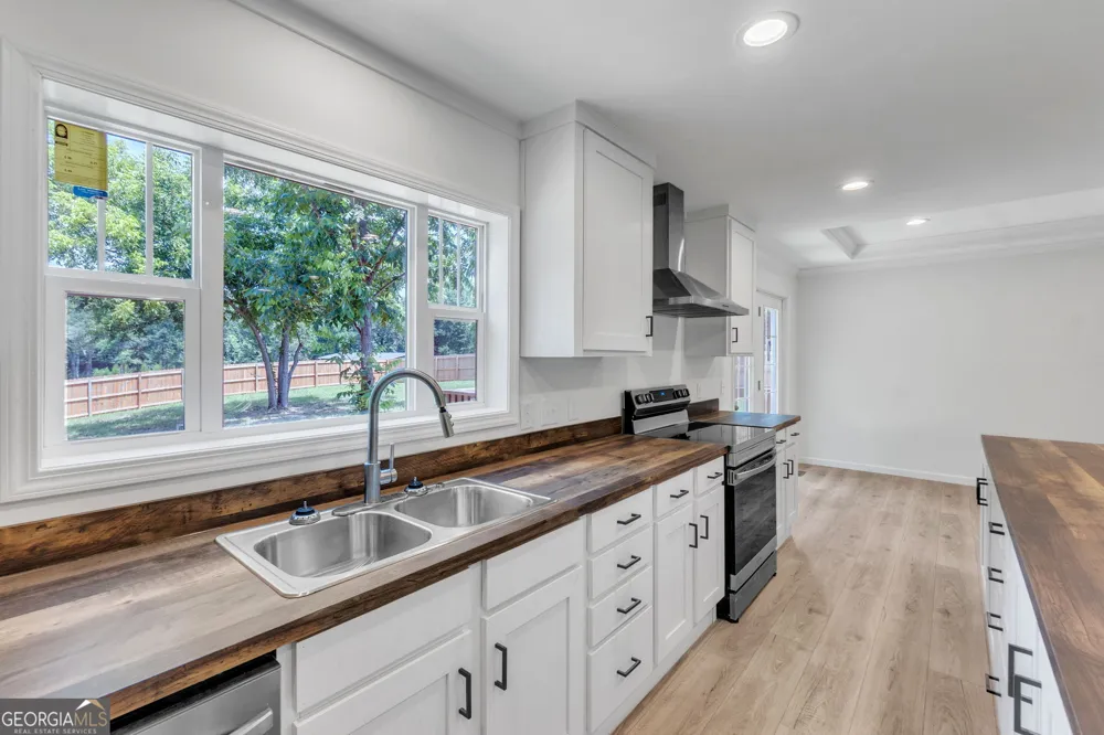 108 Old River RD Iva, SC 29655