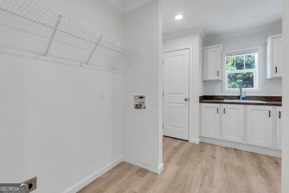 108 Old River RD Iva, SC 29655