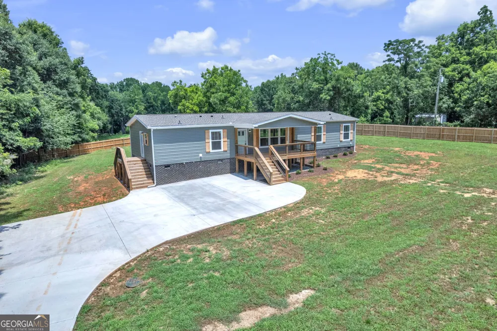 108 Old River RD Iva, SC 29655