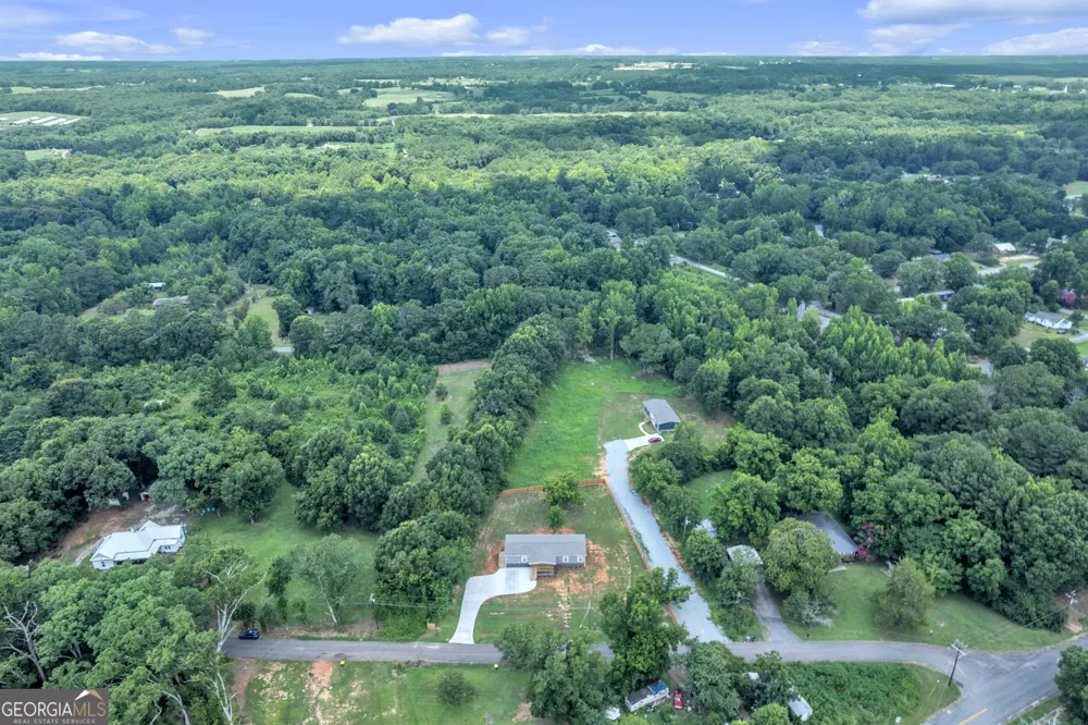 108 Old River RD Iva, SC 29655