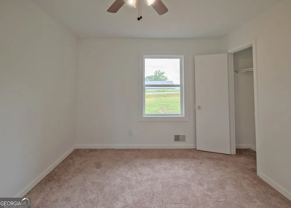371 Church ST Pendergrass, GA 30567