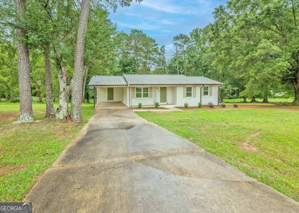 371 Church ST Pendergrass, GA 30567