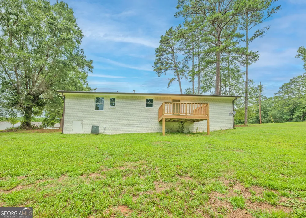 371 Church ST Pendergrass, GA 30567