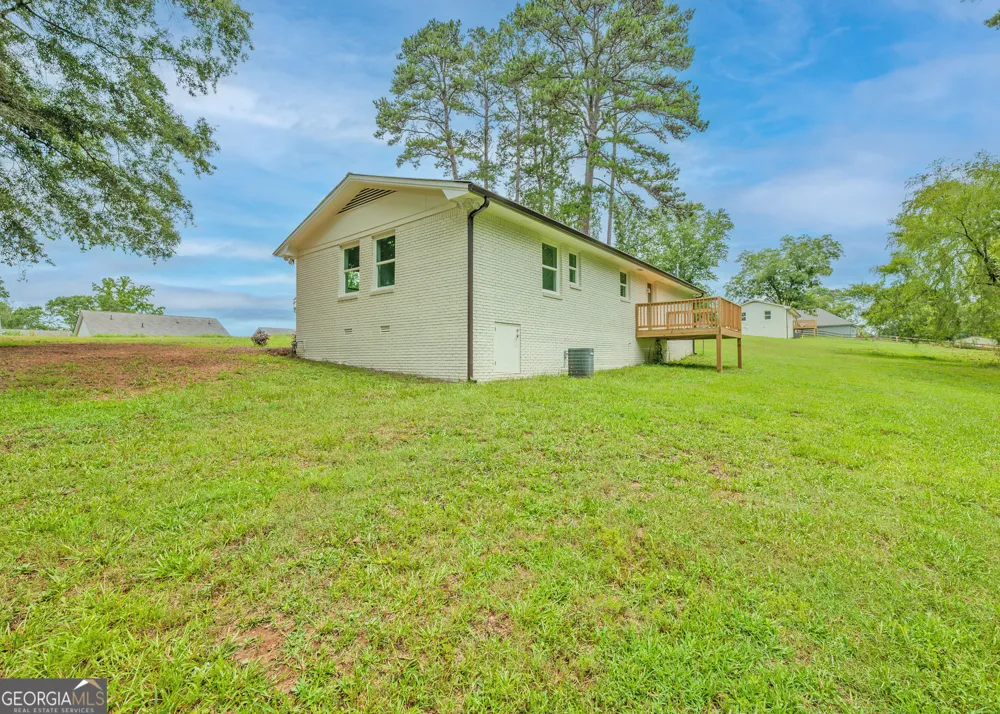 371 Church ST Pendergrass, GA 30567